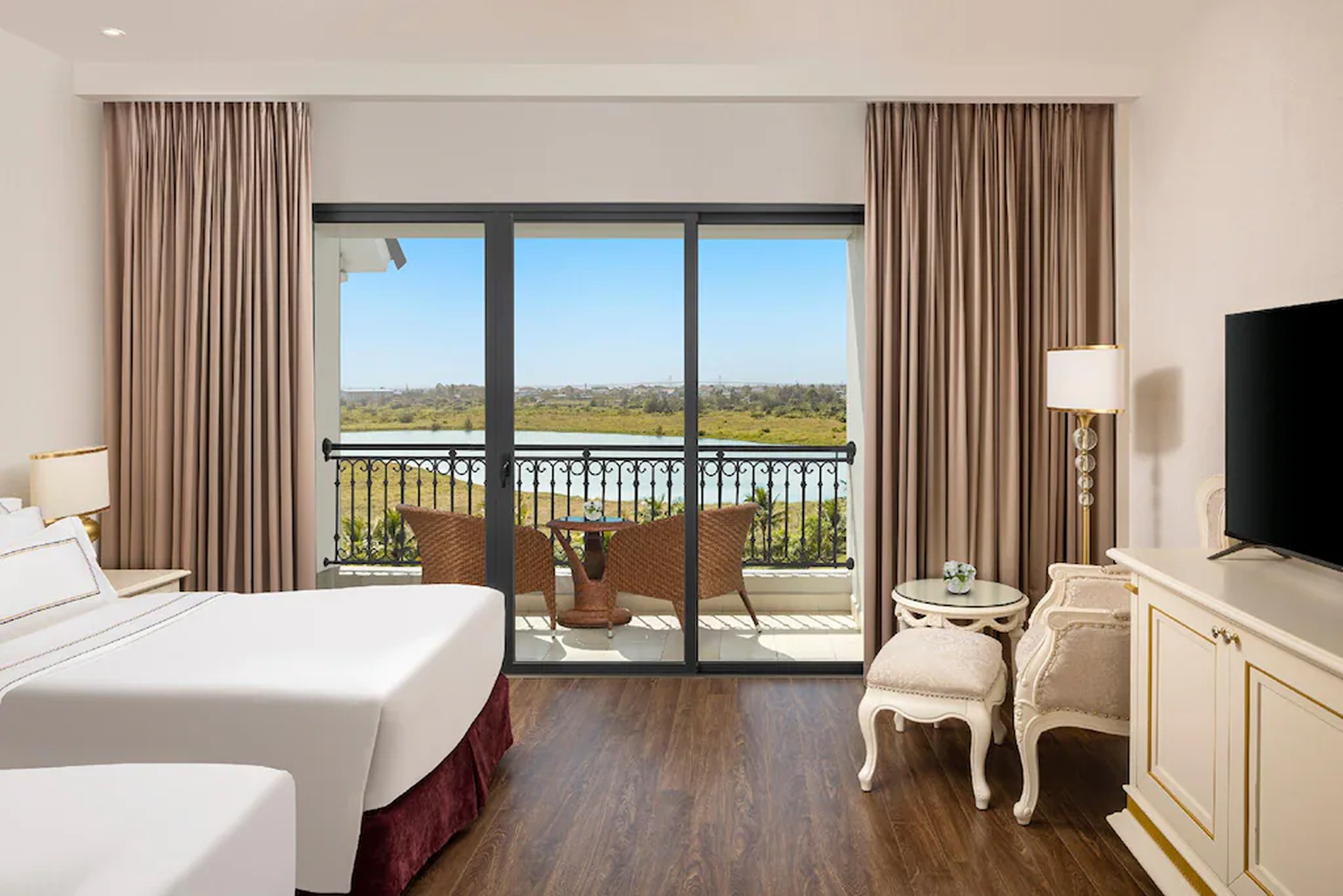 Vinpearl Cửa Hội